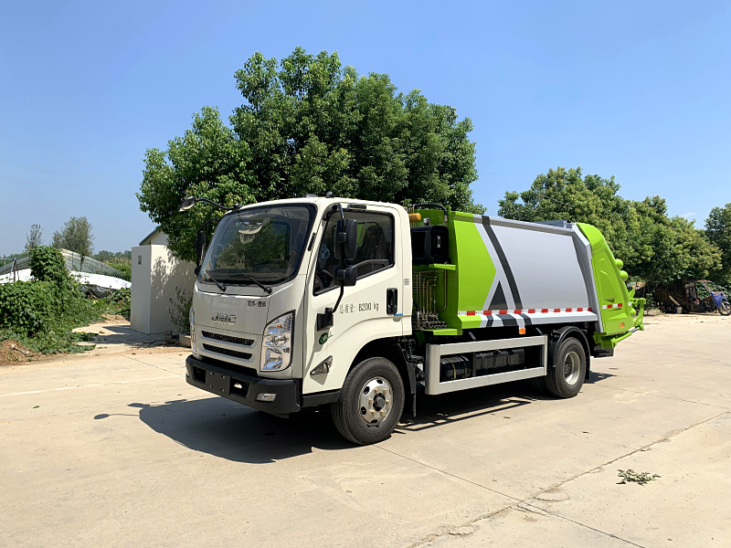 6方压缩垃圾车（江铃凯运）