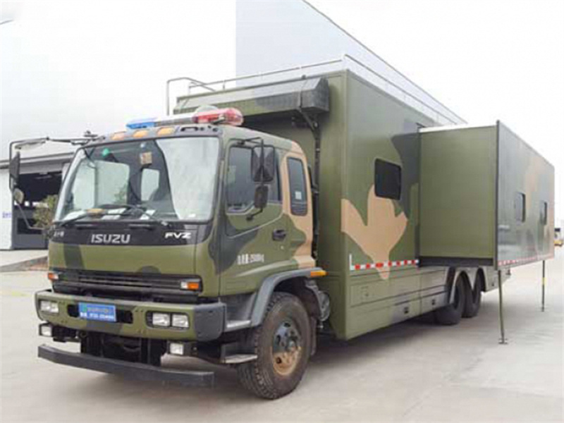  宿营车28-32人住宿野外拉练车